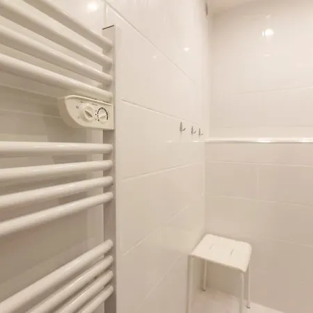 Appartamento T3 Traversant Résidence Standing Garage Et Piscine Extérieure Gratuits