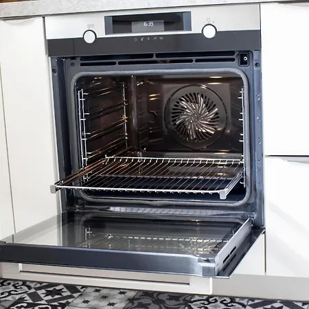 T3 Traversant Standing Garage Et Piscine Exterieure Gratuits 塞特港