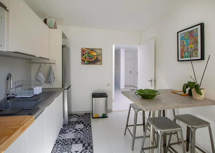 T3 Traversant Standing Garage Et Piscine Exterieure Gratuits Διαμέρισμα *