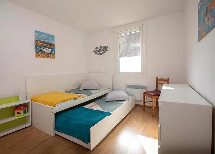Διαμέρισμα T3 Traversant Standing Garage Et Piscine Exterieure Gratuits Σετ